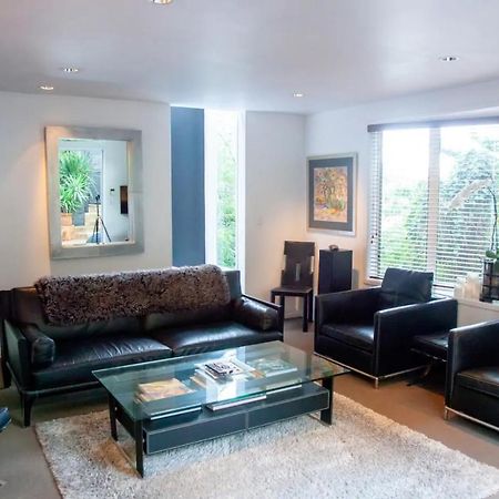 אוקלנד Bright 2 Bedroom Townhouse In Central Parnell מראה חיצוני תמונה