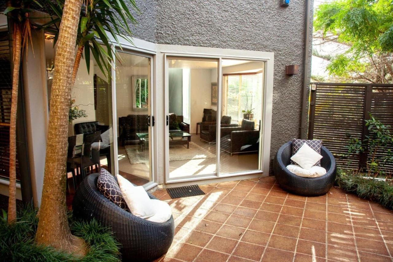 אוקלנד Bright 2 Bedroom Townhouse In Central Parnell מראה חיצוני תמונה